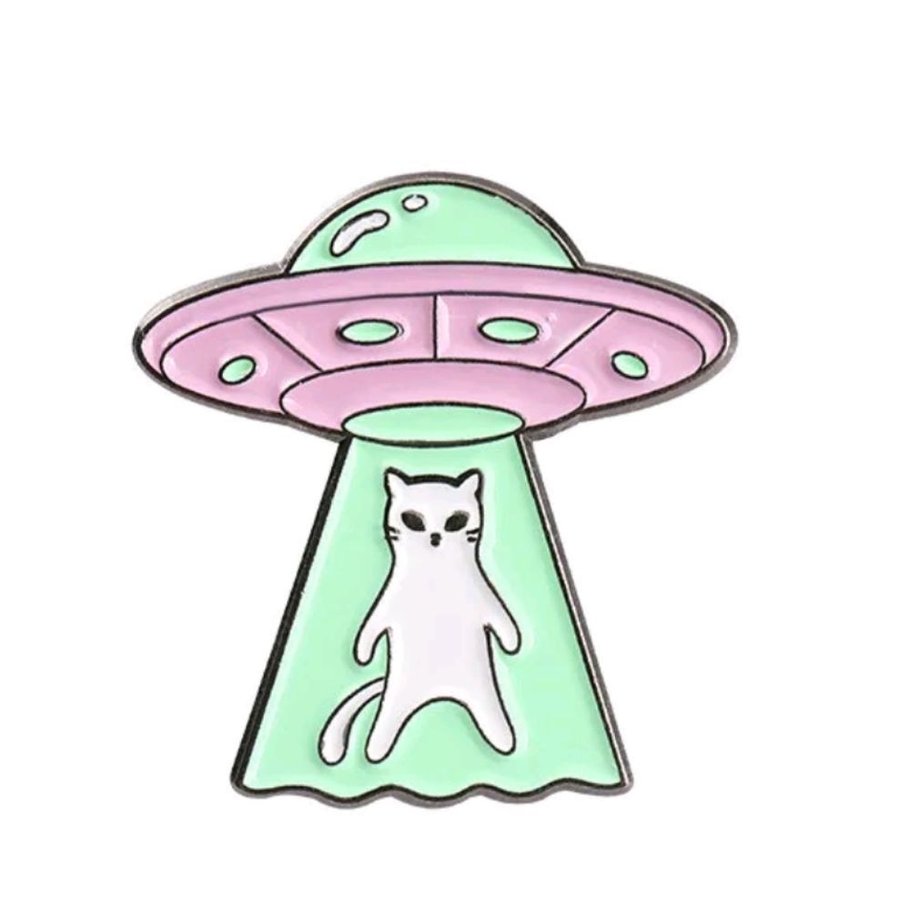 NWT Pastel Dolls Kill Cat Beaming from Spaceship Pin